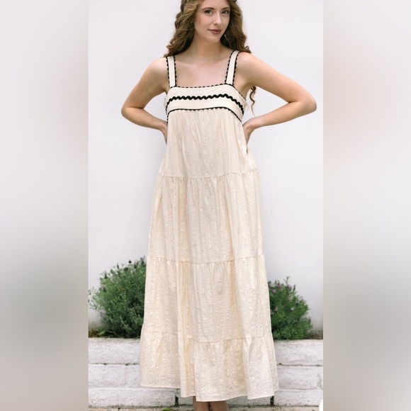 Cream Sundress w/ Black trim. Size L. NWOT. - Picture 3 of 11